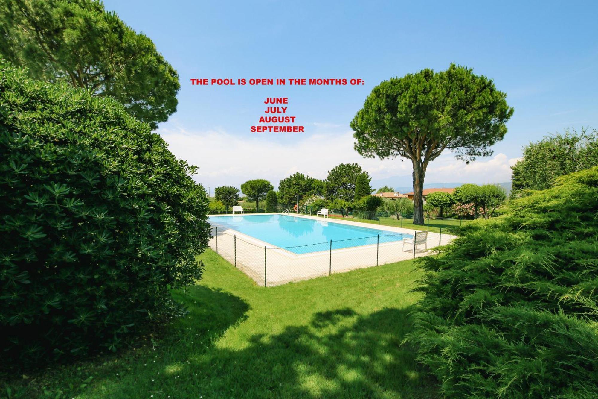 Tennis / Pool / Barbecue Бардолино Экстерьер фото